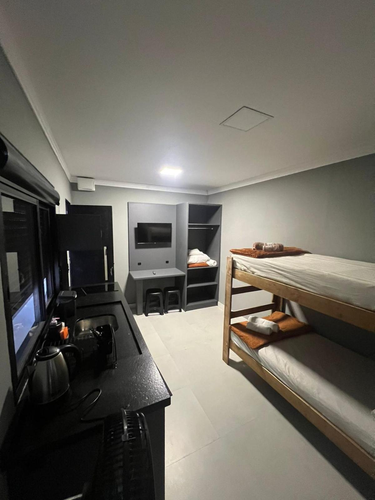 Hospedagem Confortavel E Pratica Para Viajantes E Ferias - Proxima A Br-101 Сан-Жозе Экстерьер фото